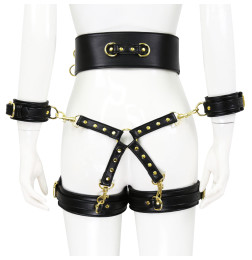 Портупея – кожаный ремень, наручники и фиксаторы на бёдра Get lost!