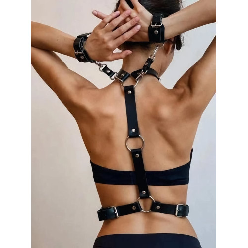 Портупея – кожаный ремень для БДСМ с наручниками – Bend