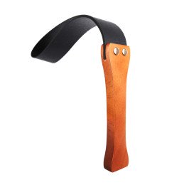 Черная плётка-падл БДСМ из кожи с деревянной ручкой флоггер Indulgent