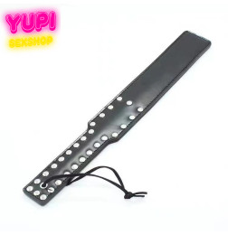 Шлепалка черная с заклепками Magnum Rivet