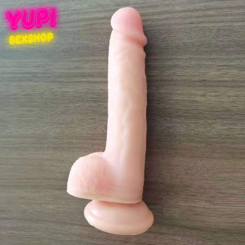 Реалистичный фаллоимитатор на присоске Roman Emperor